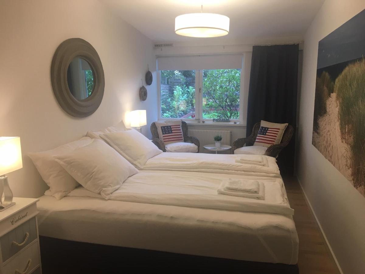 Trouville Bed & Breakfast Hornbaek Exterior photo